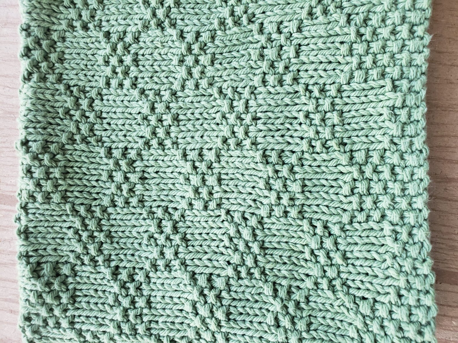 checkered textured washcloth