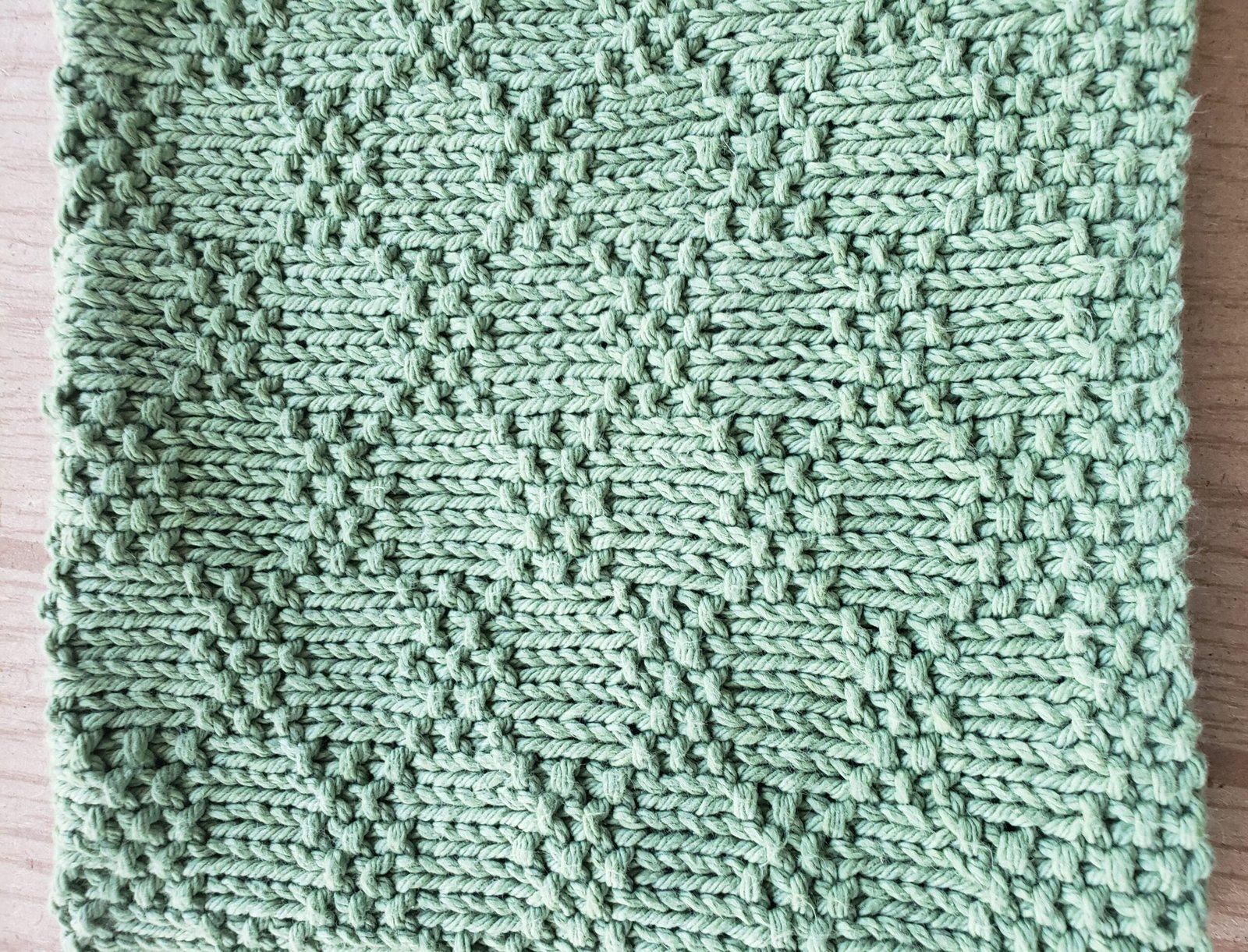 Home checkered textured washcloth